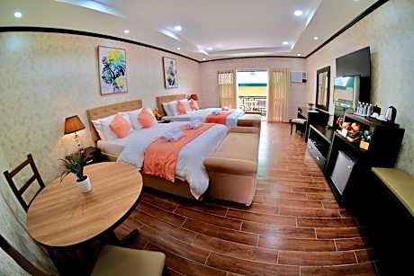 Triple Room with Balcony