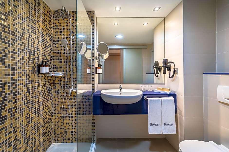 Occidental Margaritas