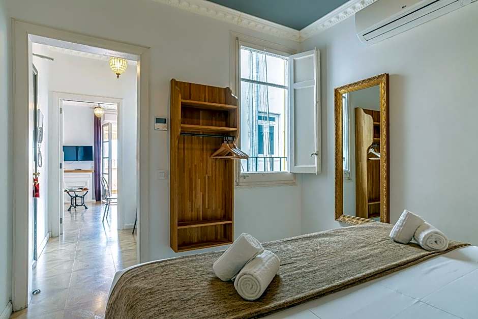 Casa Gracia Apartments