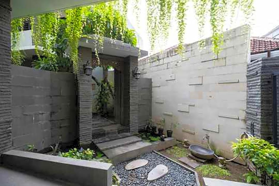 D'Tamblingan Guest House @ Taman Griya Jimbaran RedPartner ( Minimum Stay 30 Nights )