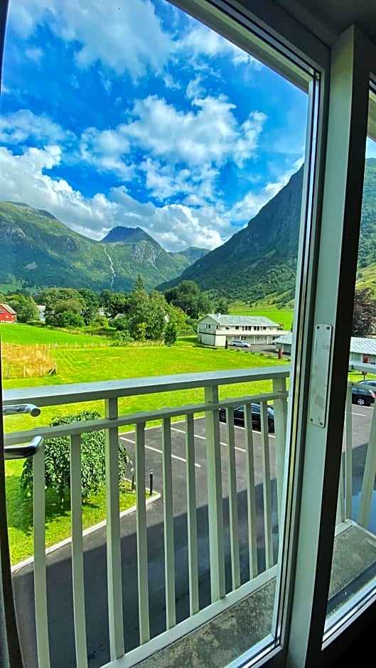 Rosendal Fjordhotel