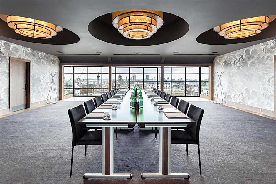 Radisson Blu Hotel, London Leicester Square