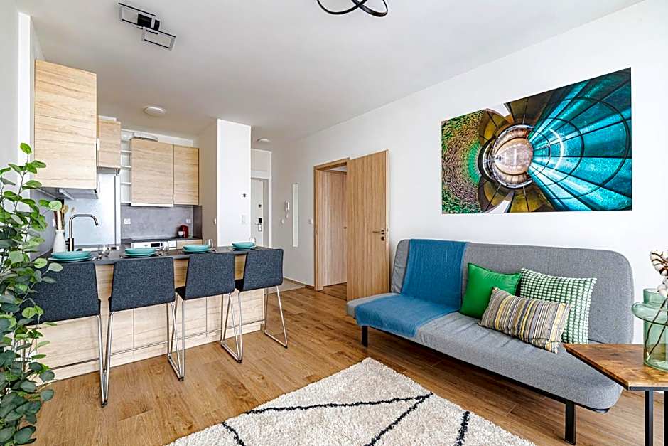 WestSide Garden Apartments by FirstHost