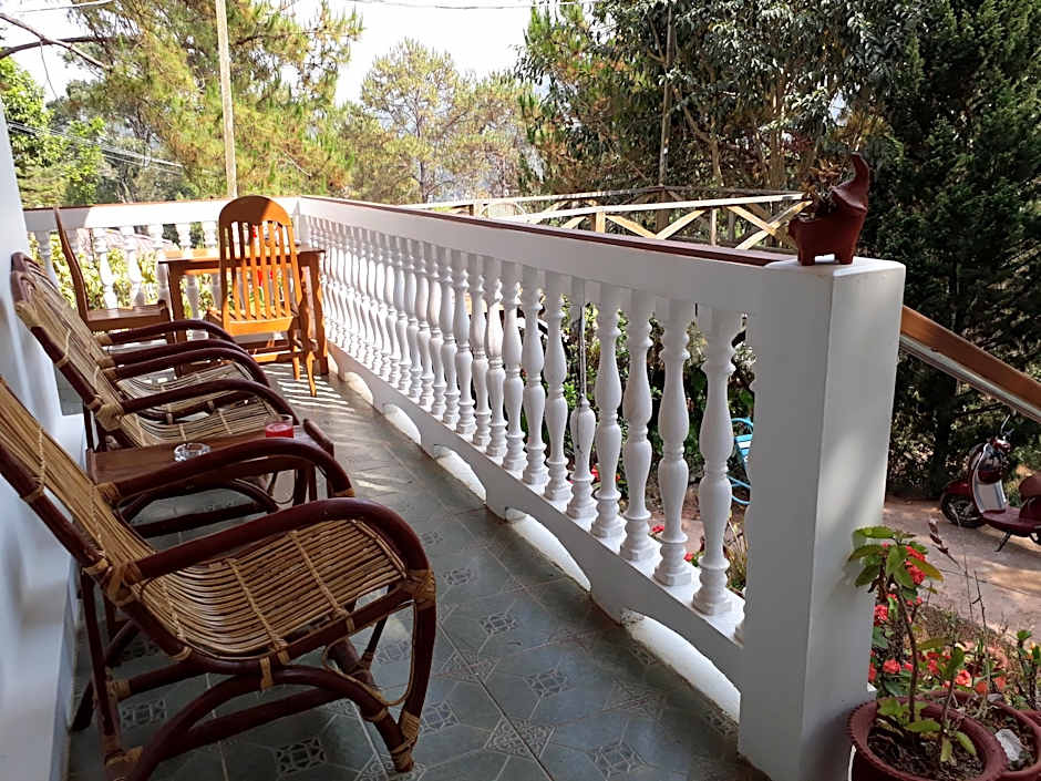 Hillock Villa