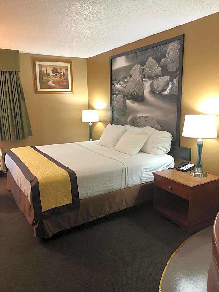 Super 8 by Wyndham Baker City