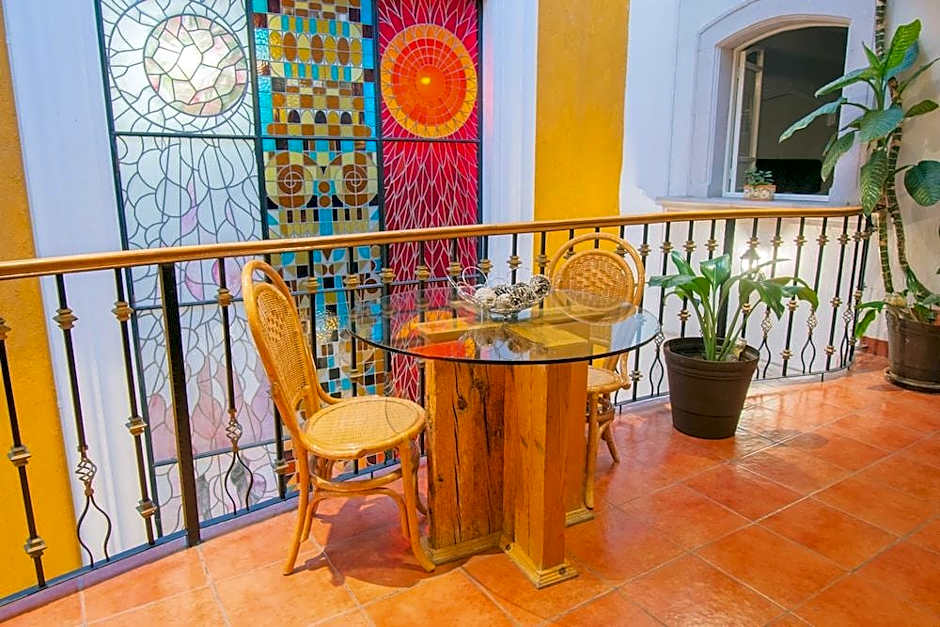 Hotel Casona de los Vitrales