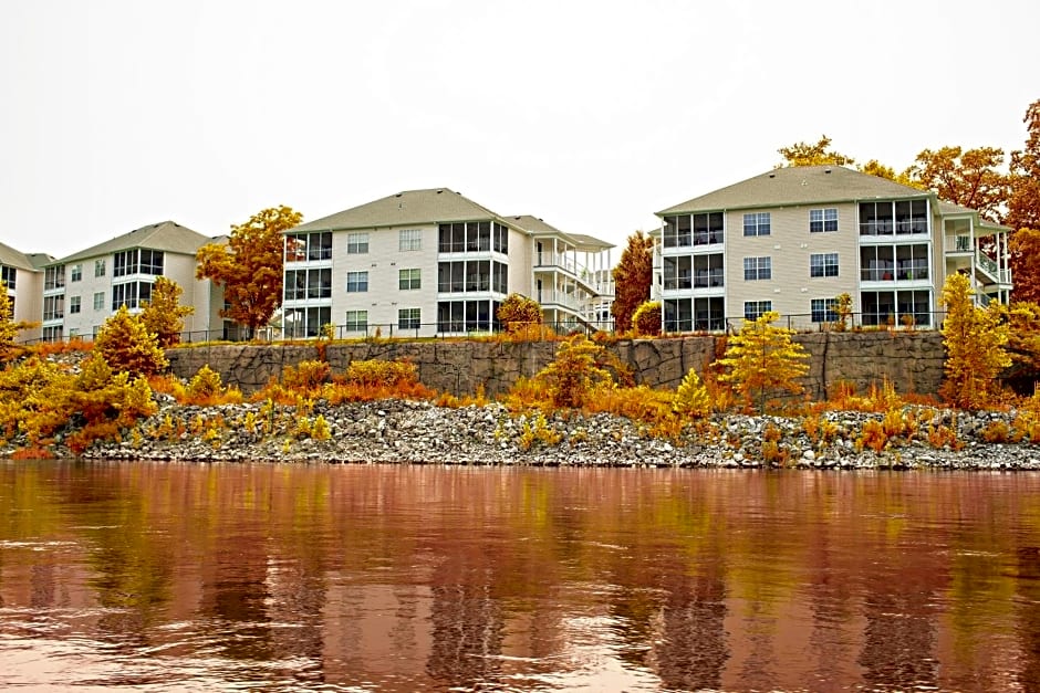 The Suites At Fall Creek