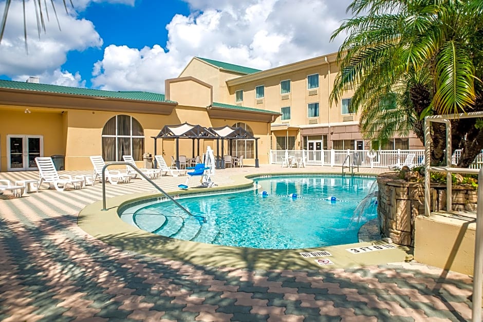 Holiday Inn Express Hotel & Suites Cocoa, an IHG Hotel