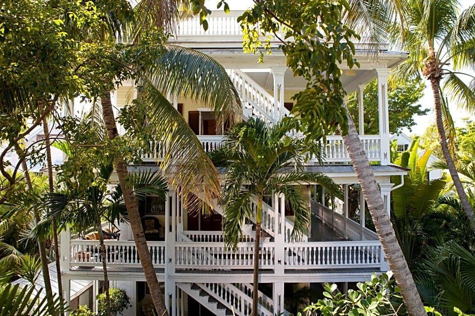 Island City House