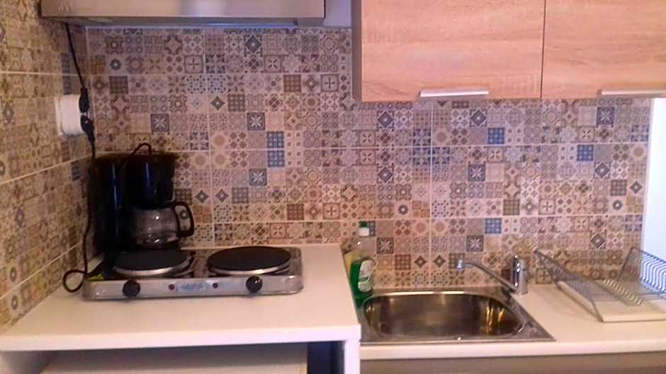 Smaragdi Studios and Rooms