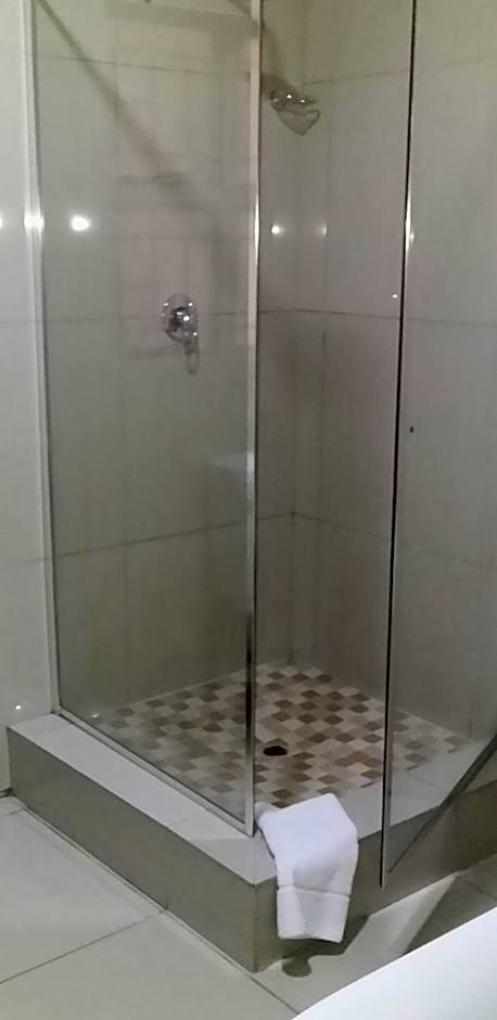 Khayalami Hotel - Emalahleni