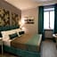 Halex room&food
