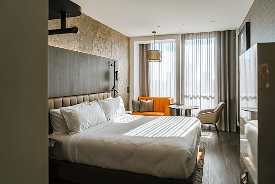 The Motley Hotel Richmond, Tapestry Collection by Hilton