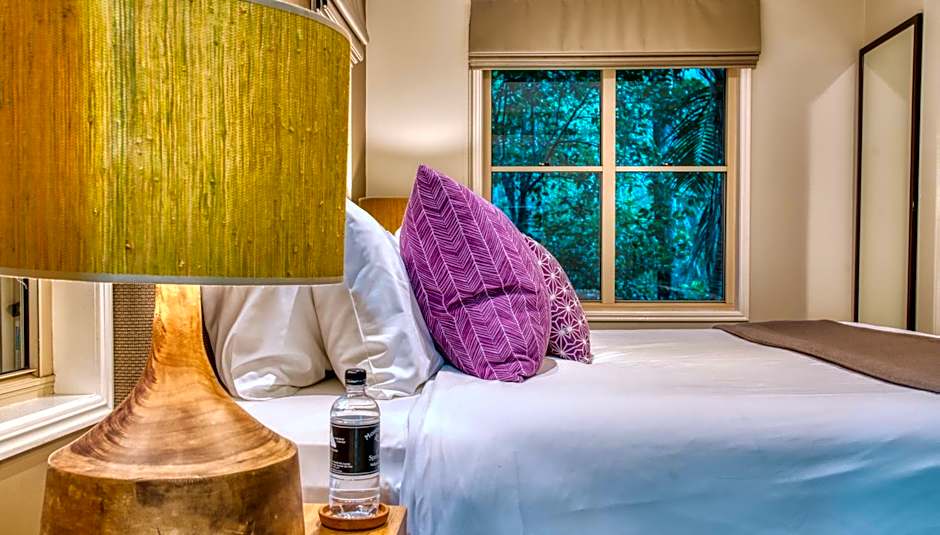 Narrows Escape Rainforest Retreat