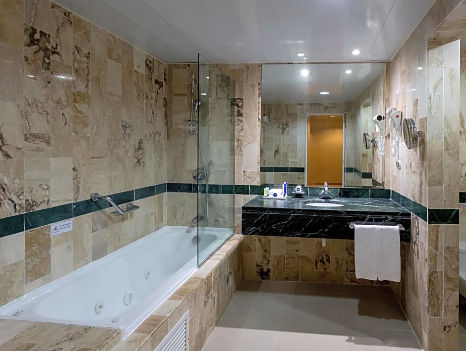 Bahia Principe Grand Cayacoa