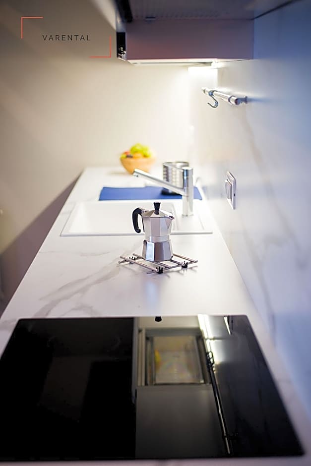 Carlina Palace by Varental