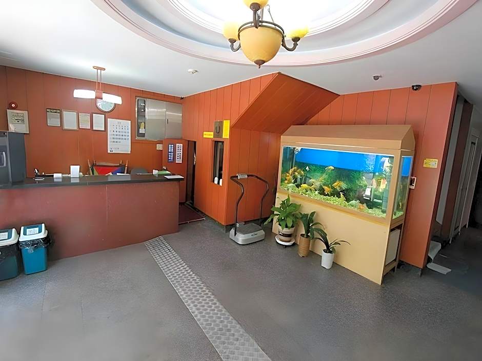 Business Hotel Busan Station