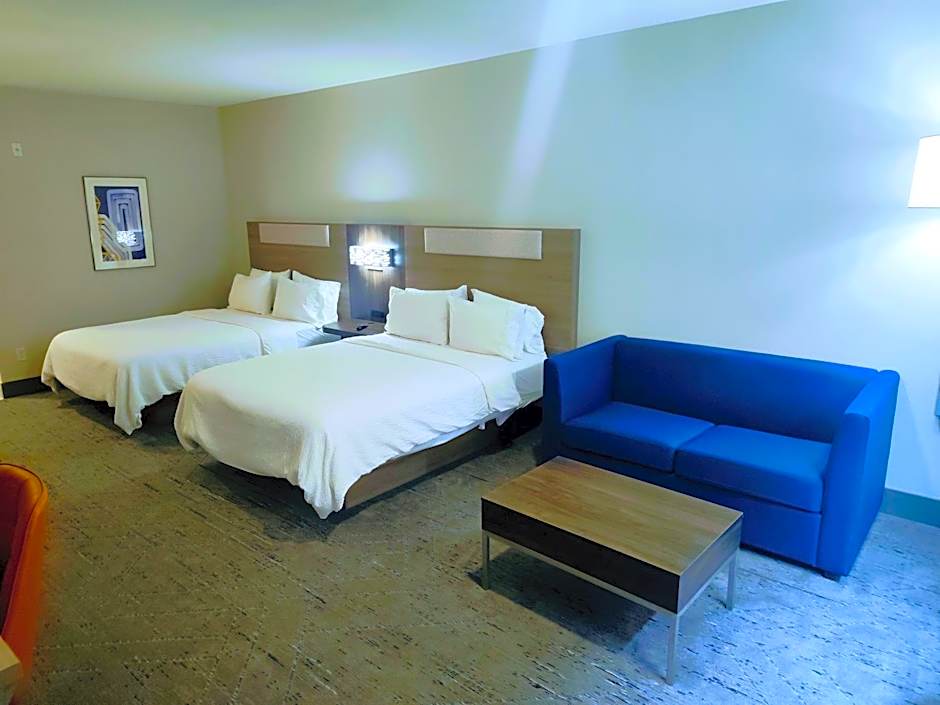 Holiday Inn Express Kenedy By IHG