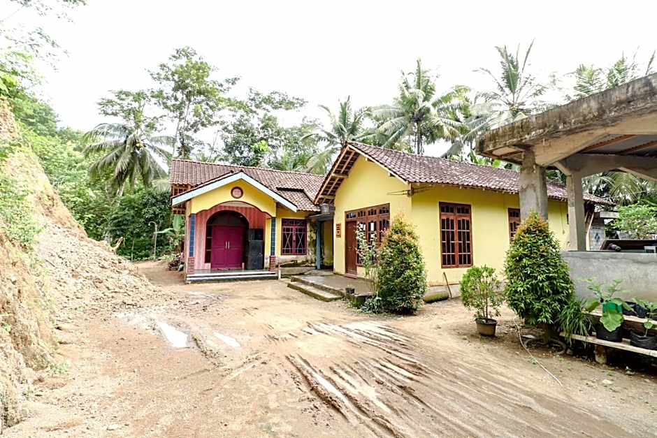 Kasmiyem Homestay