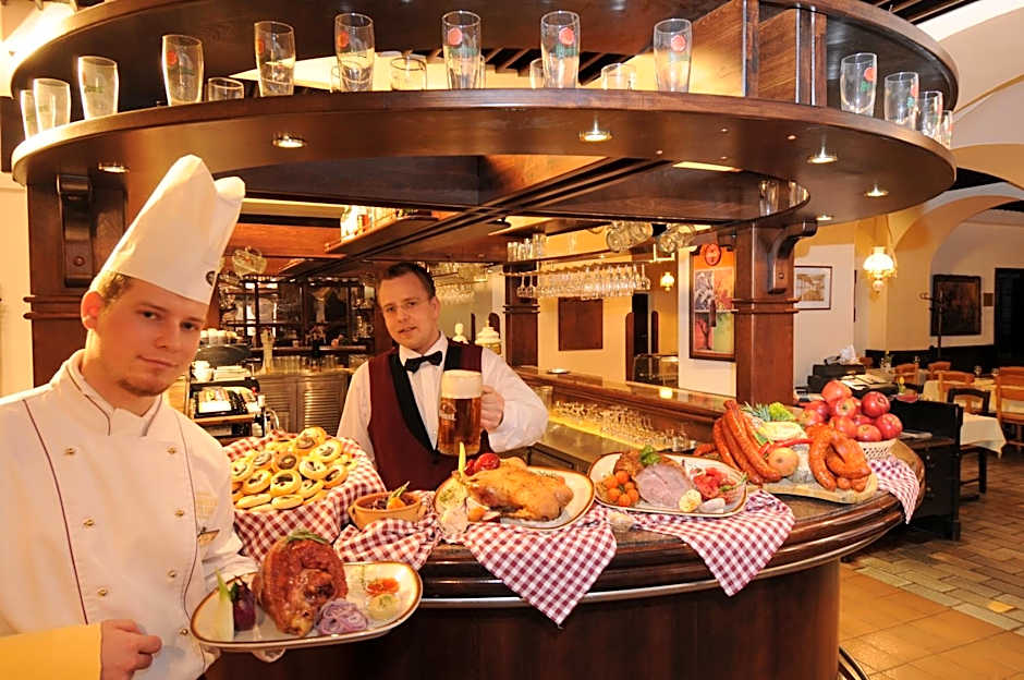 Ambassador Zlata Husa