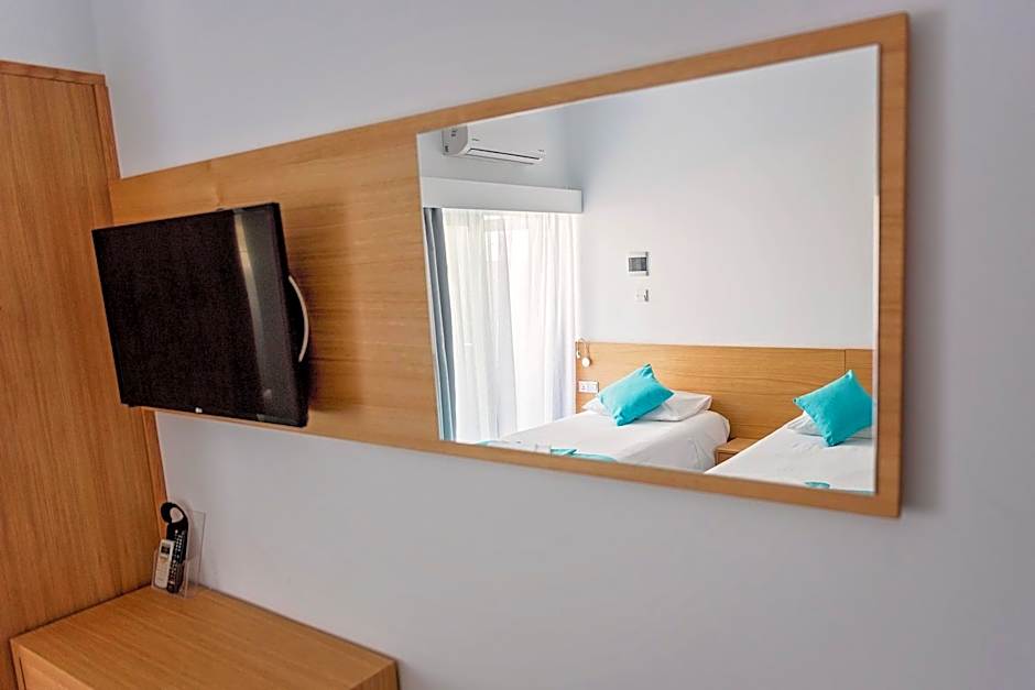 Pyramos Hotel