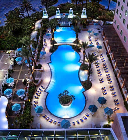 Moody Gardens Hotel Spa And Convention Center
