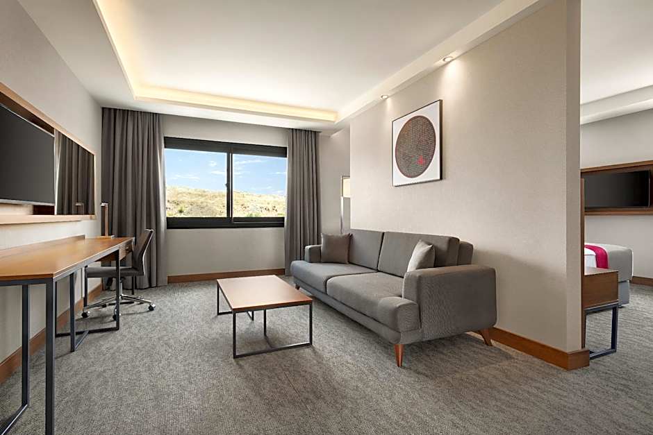 Ramada by Wyndham Izmir Aliaga