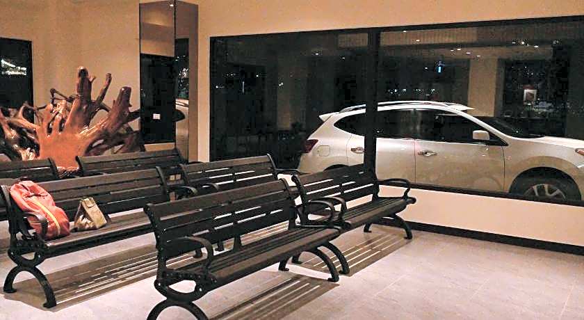 Lutel Hotel Xpark Gloria Outlets Shin Kong Cinemas