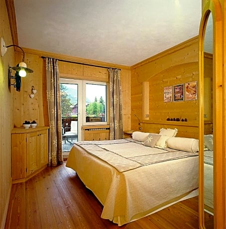 Family Suite (4 Adults)