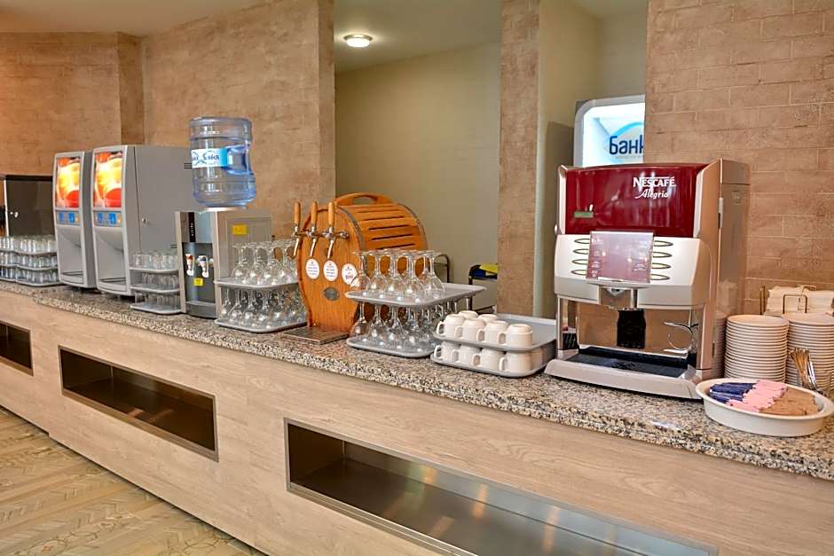 Royal Grand Hotel and Spa - All Inclusive and Free beach accsess