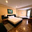 Coco Grande Hotel