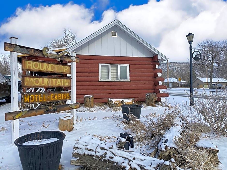 Roundtop Mountain Vista - Cabins and Motel