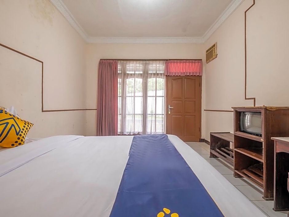 SPOT ON 2341 Hotel Padjajaran 2