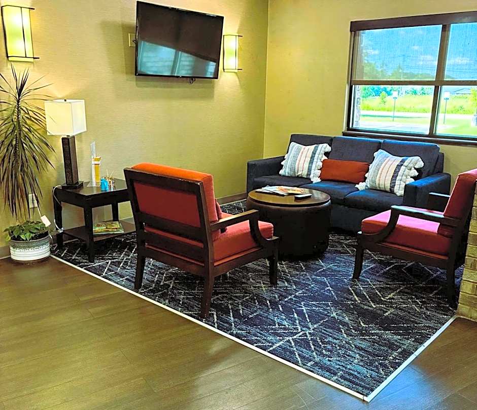 Comfort Inn & Suites Near Lake Guntersville