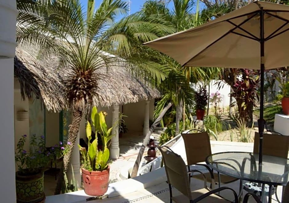 Alto de la Sierra Villa Huatulco by Rotamundos