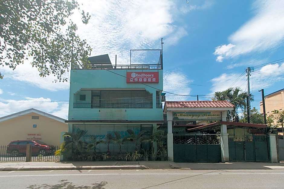 RedDoorz at Maanyag Pension House Mandaue