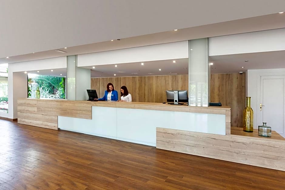 Seramar Hotel Sunna Park