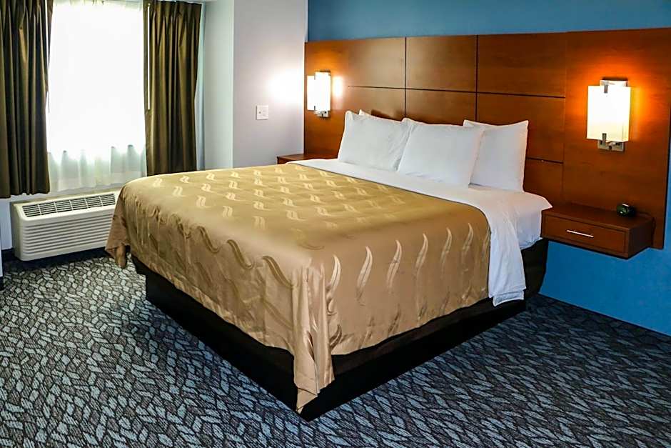 Quality Inn & Suites Watertown Fort Drum