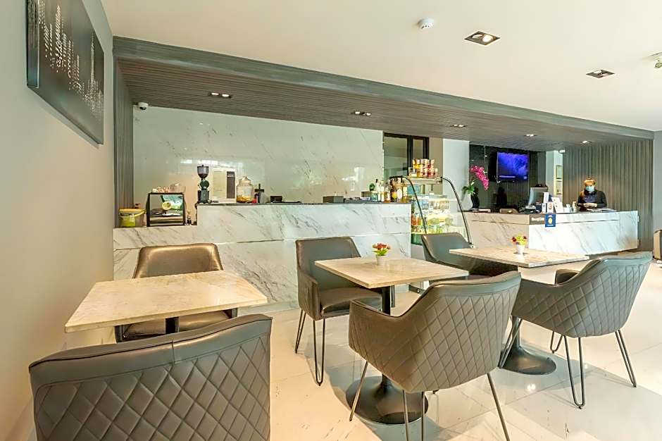 Hyde Park Hotel Bangkok