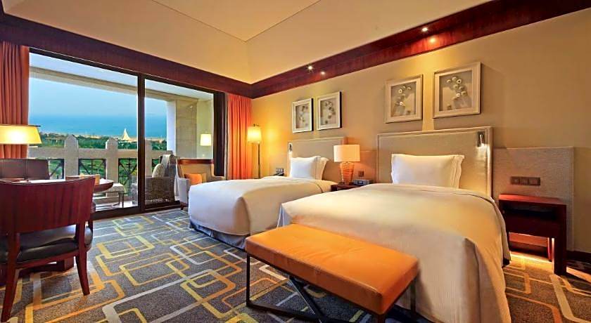 Hilton Qingdao Golden Beach