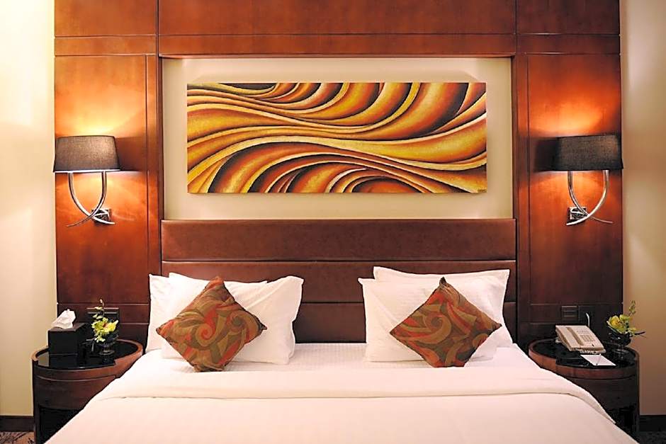 Sunday Signature Riyadh Formerly Qaser Al Hamra by Warwick