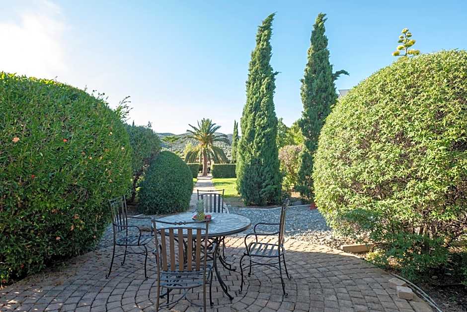 180 South Seaside Hotel