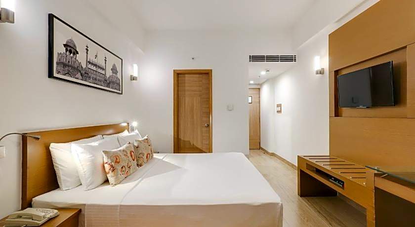 Lemon Tree Hotel Sector 60 Gurugram