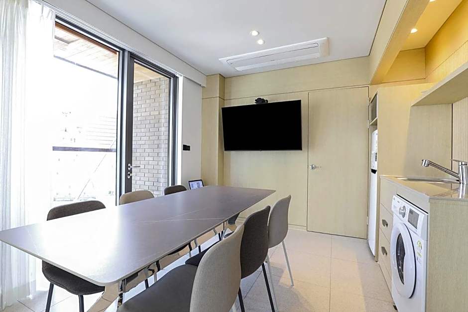 Brown Dot Hotel Haeundae