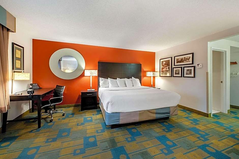 La Quinta Inn & Suites by Wyndham Mansfield, Oh