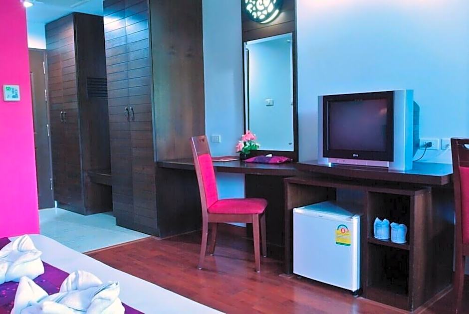 The Ligor City Hotel