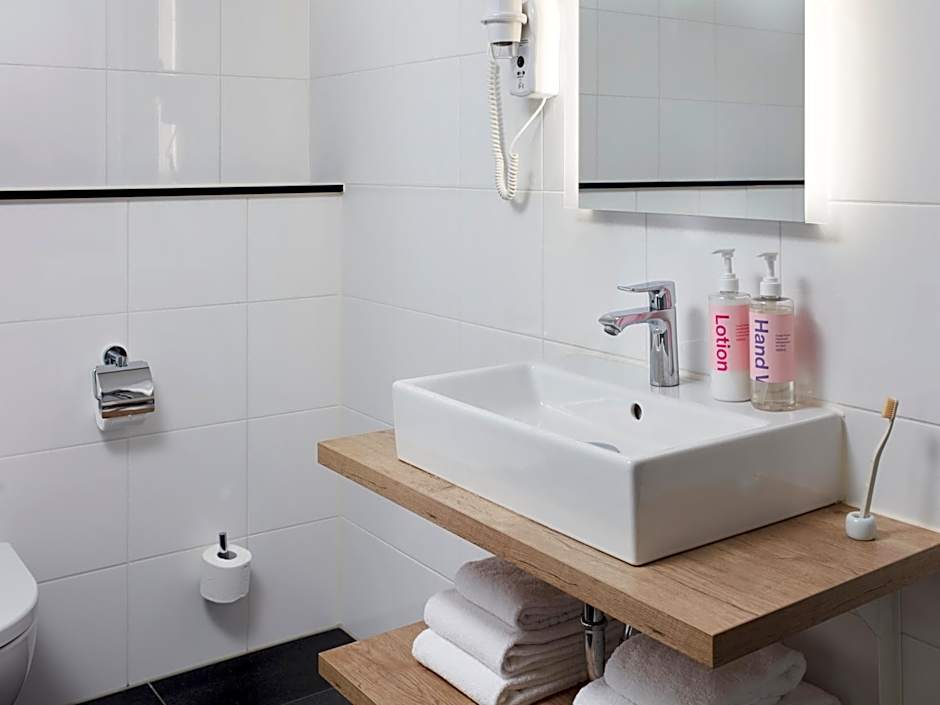 Numa Amsterdam Docklands