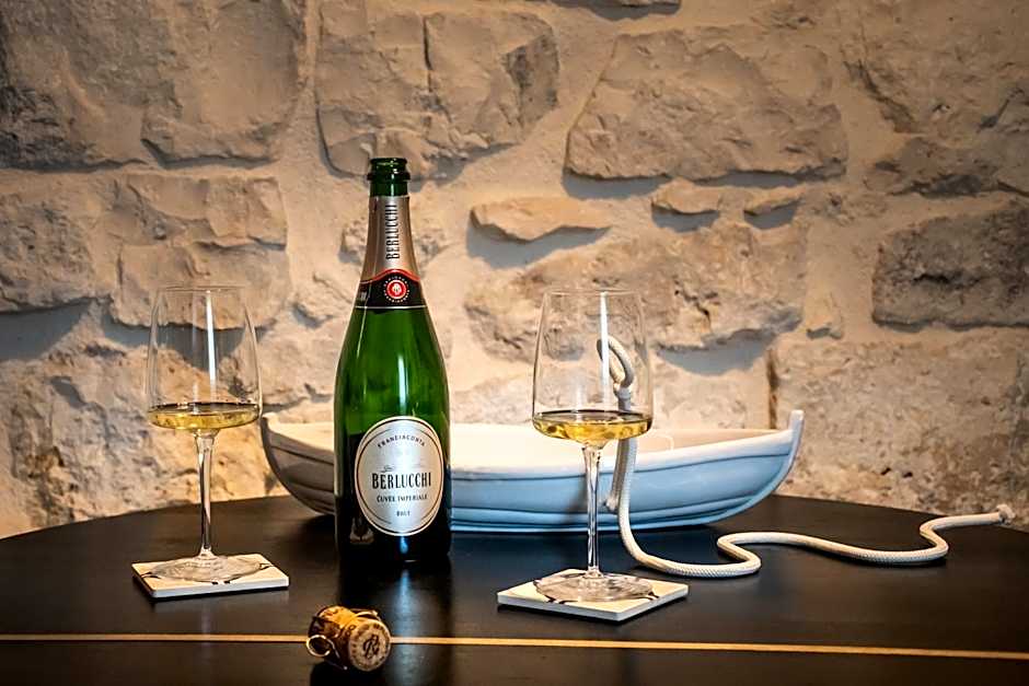 Antico Mondo Rooms & Suites