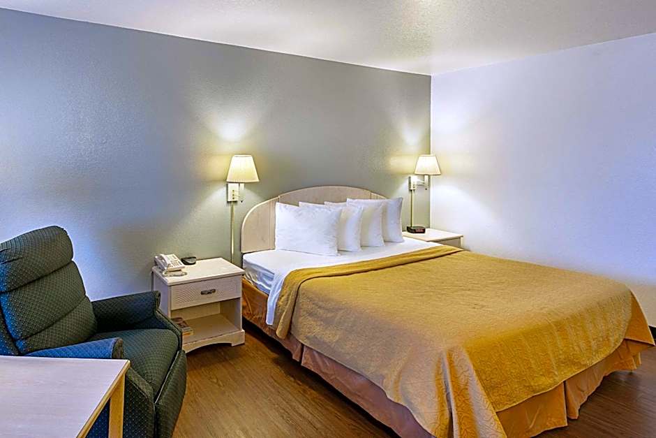 Econo Lodge San Antonio South