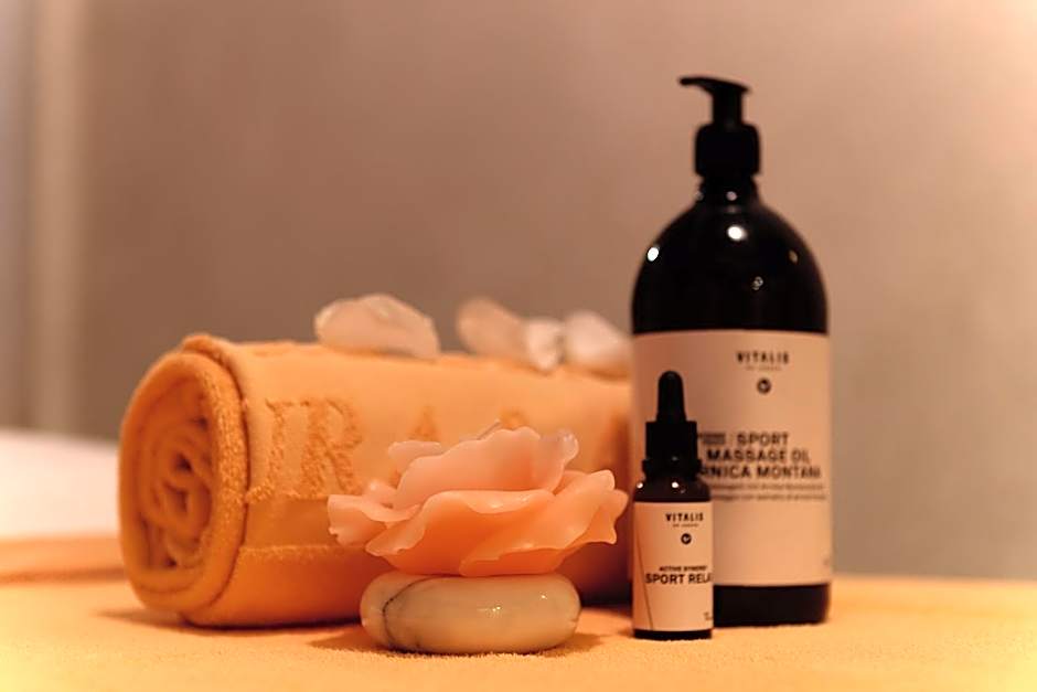 Albergo Dimaro Wellness Hotel